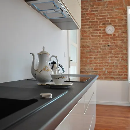 Apartment Be Well 3-rooms With Parking And Garden Warsaw