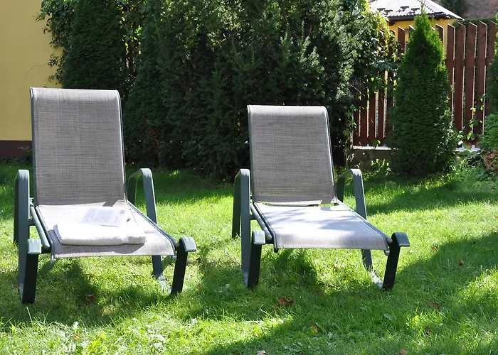 Be Well 3-rooms With Parking And Garden Daire *