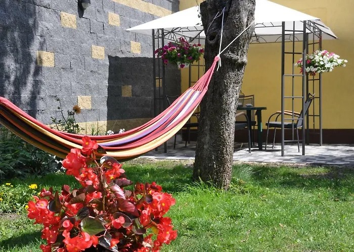 Be Well 3-rooms With Parking And Garden Daire *