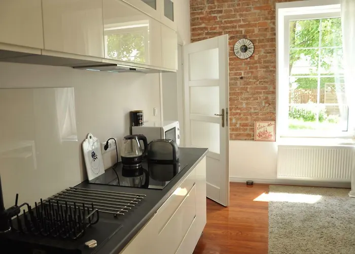 Be Well 3-rooms With Parking And Garden Daire *